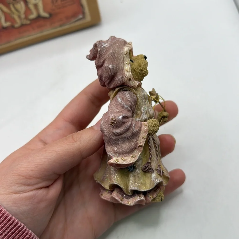 Vtg Shoe Box Bears Boyds Figurine Collectible Moveable Beary Godmother Decor